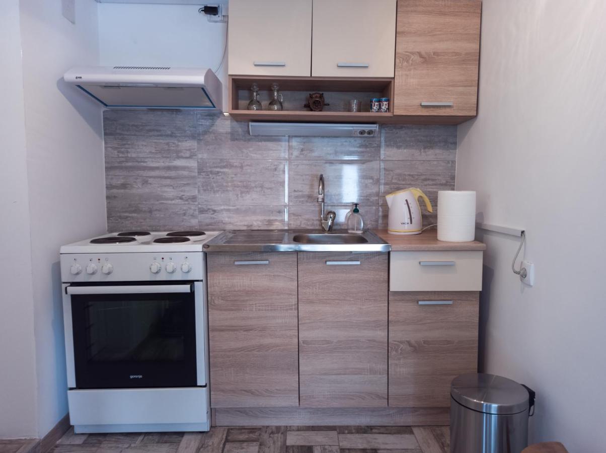 גולובאץ Apartman Dvoristance מראה חיצוני תמונה